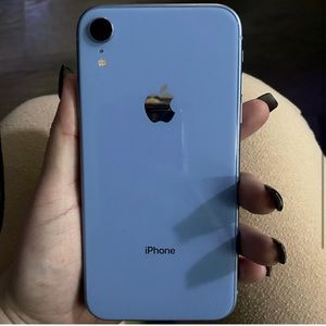 iPhone XR small crack on screen